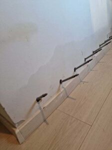 falszigetelés injektálással